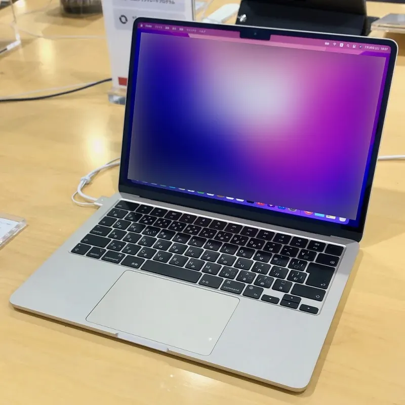MacBook Air 13 M2 256GB
